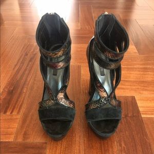 Rachel Zoe Forrest Green suede Platform Heels US 6